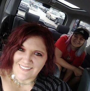 Meet your Posher, Myra